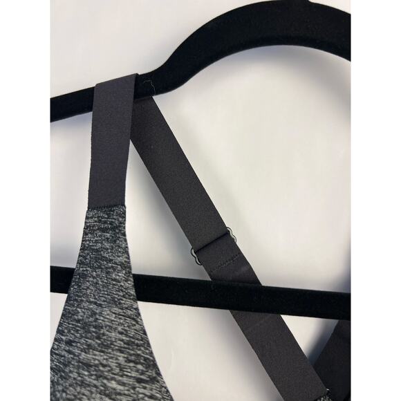 Victoria’s Secret VSX Sport Bra 34DD Gray Crossback Padded Wireless Bra - Picture 4 of 10